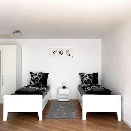 Zentral Gelegene Apartament *